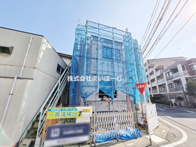��ʌ�����s�씵���J4���ڂ̐V�z��ˌ��Ă̌��n�O�ώʐ^