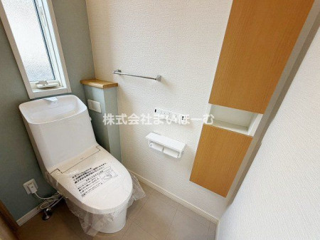 ��ʌ��������܎s�΋擌�Y�a6���ڂ̒��È�ˌ��Ẵg�C��