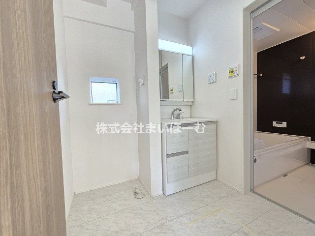 ��ʌ�����s�厚���L�� �̐V�z��ˌ��Ă̐��ʑ�E���ʏ�