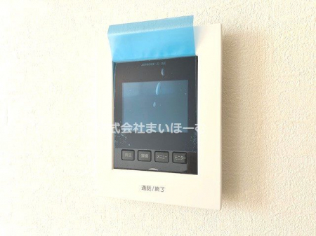 ̑@yj^[tHzK҂mFł郂j^[tC^[zŁAq܂Ԃ̍ۂɂS