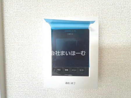 ̑@yj^[tHzK҂mFł郂j^[tC^[zŁAq܂Ԃ̍ۂɂS