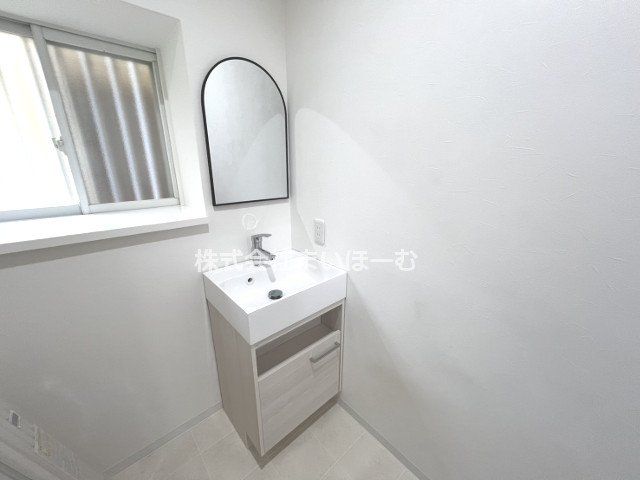 ��ʌ�����s�ٍ�1���ڂ̒��È�ˌ��Ă̐��ʑ�E���ʏ�