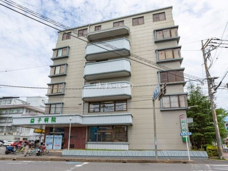周辺環境　益子病院 徒歩20分。 1580m