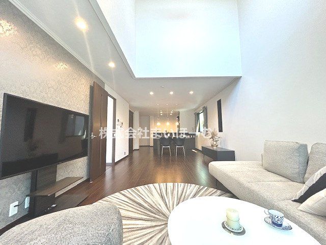 ʌssoH5ڂ̒ÈˌẴrO