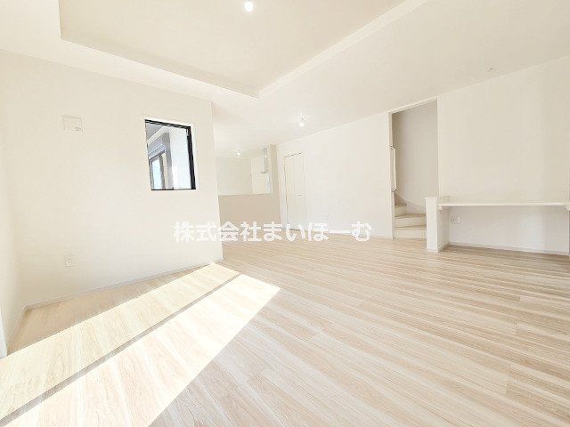 ʌs厚s501̐VzˌẴrO