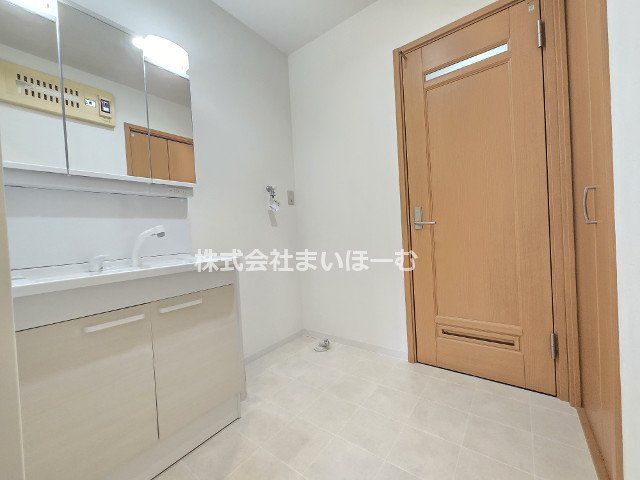 ��ʌ��������܎s���厚��J�� �̒��È�ˌ��Ă̐��ʑ�E���ʏ�