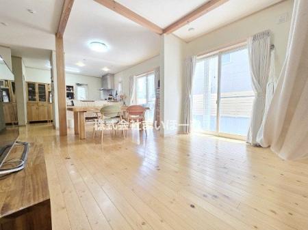 ʌs씵J5ڂ̒ÈˌẴrO