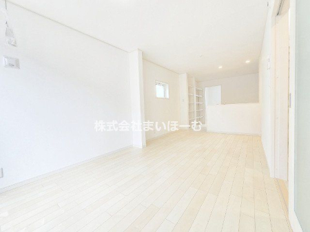 skԉHk3ڂ̐VzˌẴrO