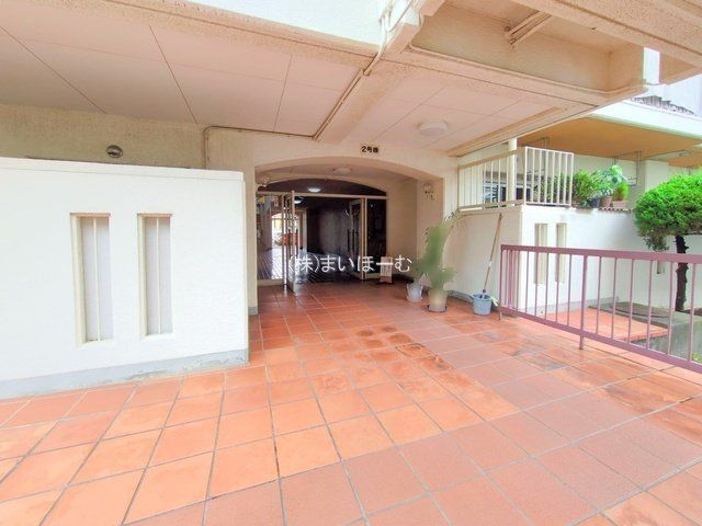 ��ʌ�����s�ŉ��� �̒��Ã}���V�����̌��n�O�ώʐ^