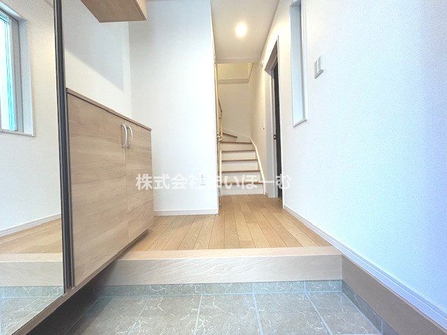 ��ʌ�����s����4���ڂ̐V�z��ˌ��Ă̌���