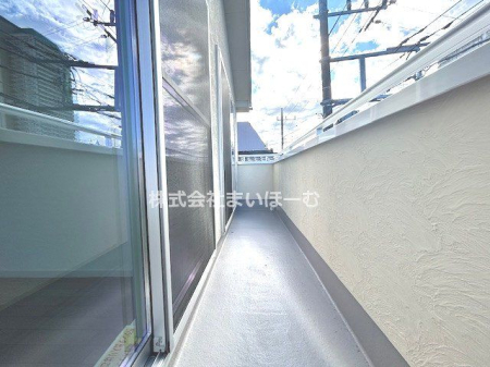 ��ʌ�����s����4���ڂ̐V�z��ˌ��Ẵo���R�j�[