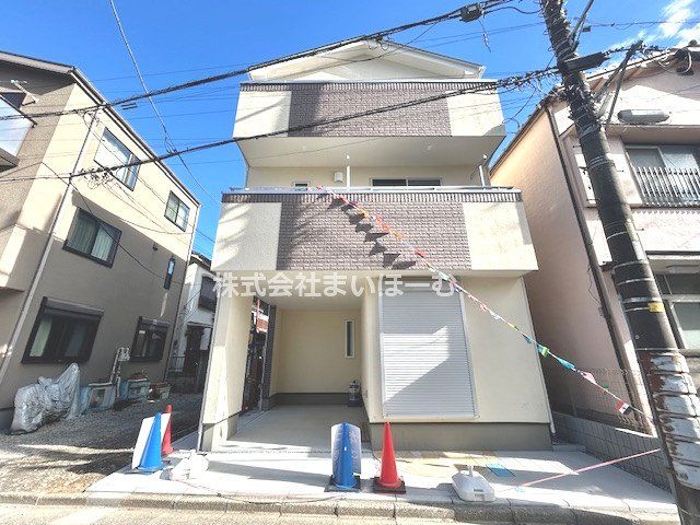 ��ʌ�����s����4���ڂ̐V�z��ˌ��Ă̌��n�O�ώʐ^