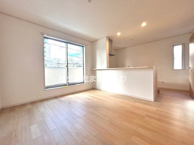 ��ʌ�����s����4���ڂ̐V�z��ˌ��Ẵ��r���O