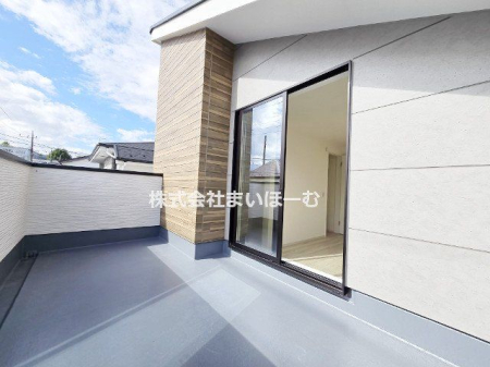 ʌsJ{4ڂ̐VzˌẴoRj[