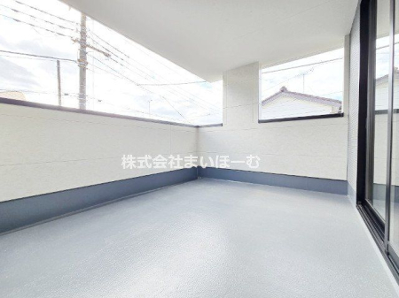 ʌsJ{4ڂ̐VzˌẴoRj[