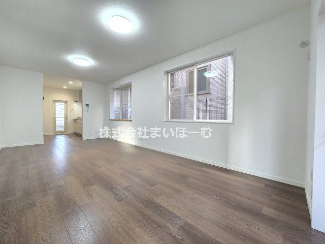 ʌ܎s΋厚O ̒ÈˌẴrO