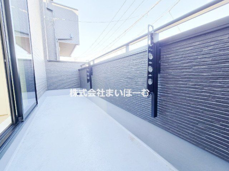 ʌs̉3ڂ̐VzˌẴoRj[