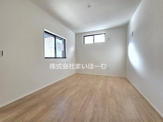 ��ʌ�����s����3���ڂ̐V�z��ˌ��Ă̂��̑�����