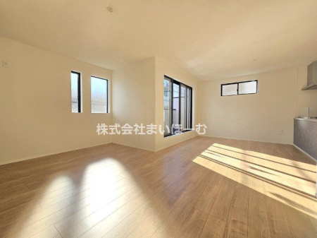 ��ʌ�����s����3���ڂ̐V�z��ˌ��Ẵ��r���O