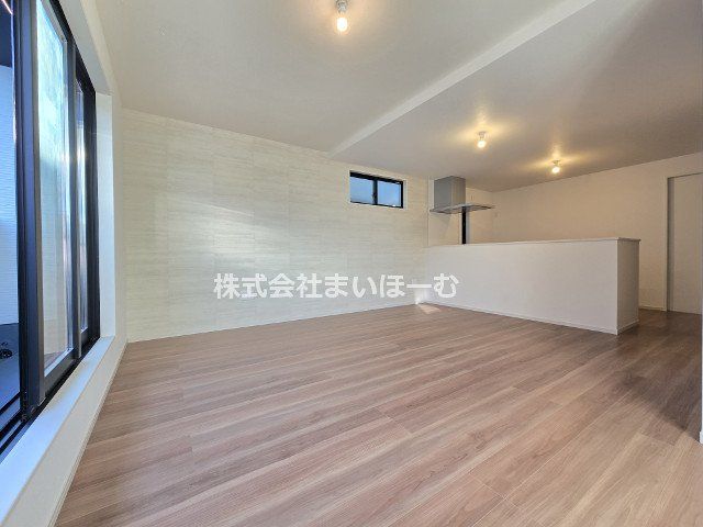 s{ؓ쒬 ̐VzˌẴrO