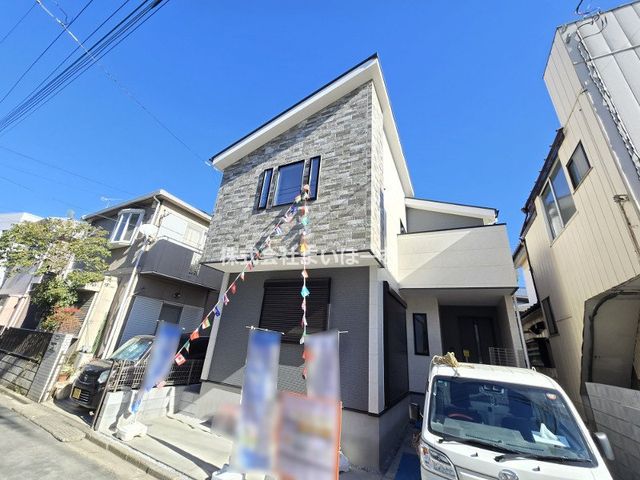 ��ʌ�����s�厚���{�� �̐V�z��ˌ��Ă̌��n�O�ώʐ^