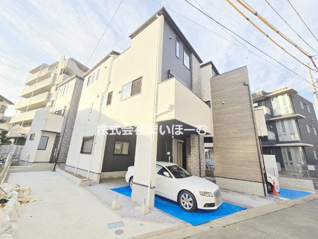 ��ʌ�����s���� �̐V�z��ˌ��Ă̌��n�O�ώʐ^