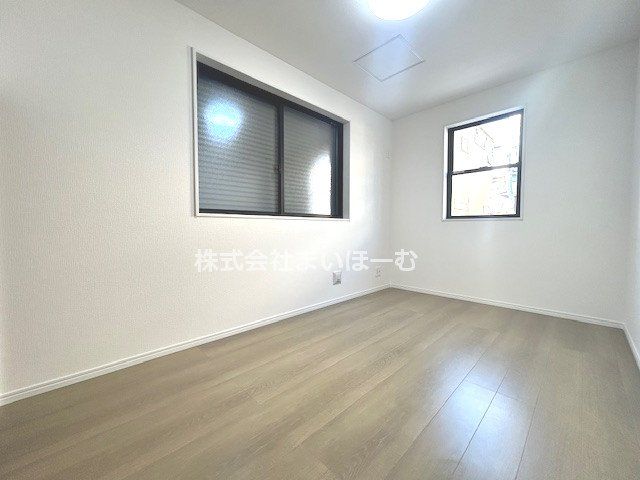 ��ʌ�����s����4���ڂ̐V�z��ˌ��Ă̂��̑�����