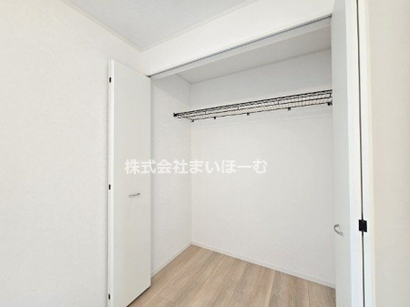 ��ʌ�����s��ؐ�4���ڂ̐V�z��ˌ��Ă̎��[