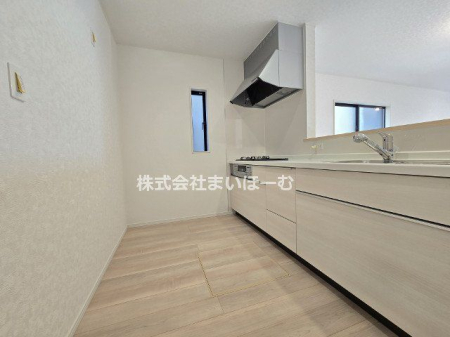 ��ʌ�����s��ؐ�4���ڂ̐V�z��ˌ��ẴL�b�`��