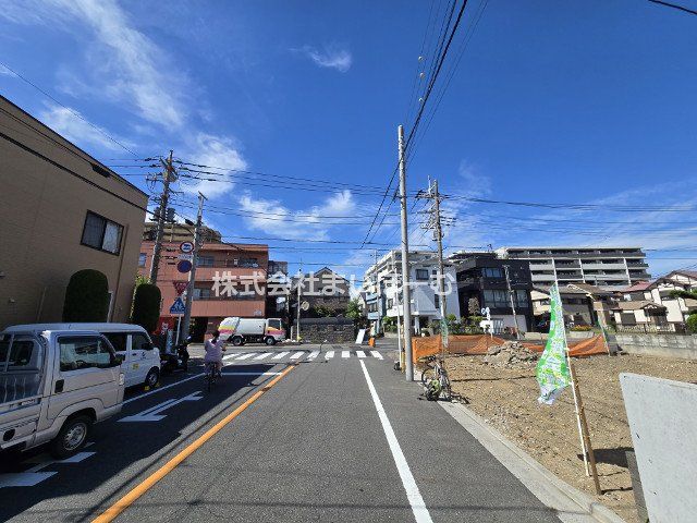 ��ʌ�����s����2���ڂ̐V�z��ˌ��Ă̌��n�O�ώʐ^