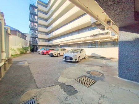 ��ʌ�����s���L1���ڂ̒��Ã}���V�����̌��n�O�ώʐ^