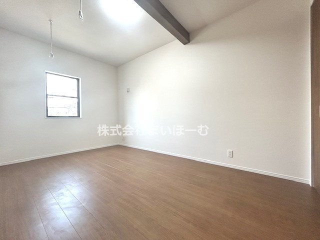 ��ʌ�����s�ŋ{���� �̐V�z��ˌ��Ă̂��̑�����