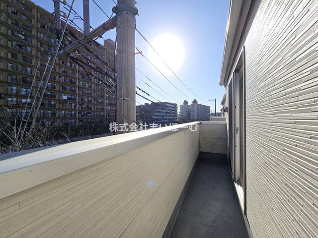 ��ʌ�����s��2���ڂ̒��È�ˌ��Ẵo���R�j�[