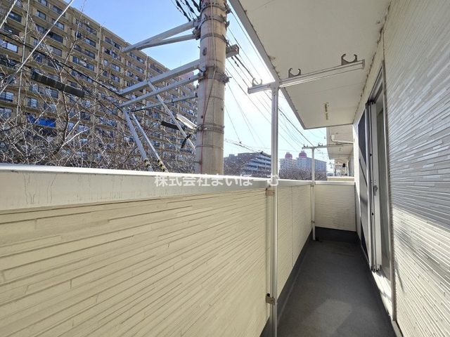 ��ʌ�����s��2���ڂ̒��È�ˌ��Ẵo���R�j�[