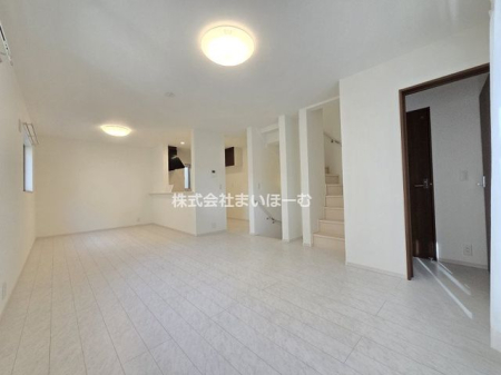 ��ʌ�����s��2���ڂ̒��È�ˌ��Ẵ��r���O