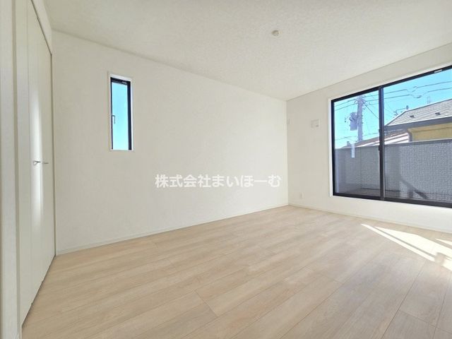 ��ʌ�����s������3���ڂ̐V�z��ˌ��Ă̂��̑�����