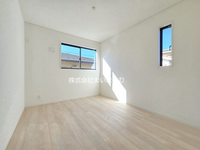 ��ʌ�����s������3���ڂ̐V�z��ˌ��Ă̂��̑�����