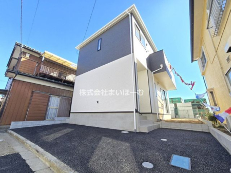 ��ʌ�����s������3���ڂ̐V�z��ˌ��Ă̌��n�O�ώʐ^