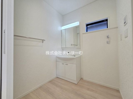 ��ʌ�����s������3���ڂ̐V�z��ˌ��Ă̐��ʑ�E���ʏ�