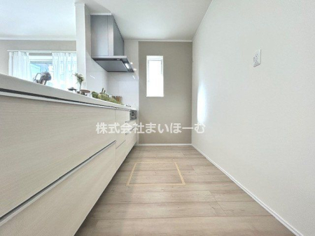 ��ʌ�����s������ �̐V�z��ˌ��ẴL�b�`��