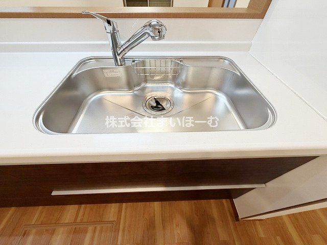 ��ʌ�����s�˒�4���ڂ̒��È�ˌ��ẴL�b�`��