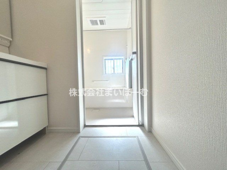 ��ʌ�����s��O��2���ڂ̐V�z��ˌ��Ă̐��ʑ�E���ʏ�