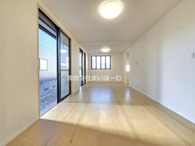 ��ʌ������s�J�˒�1818-3�̒��È�ˌ��Ẵ��r���O