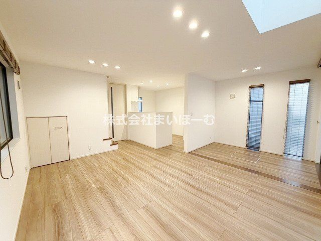 ��ʌ��n�s�ˉz6���ڂ̒��È�ˌ��Ẵ��r���O