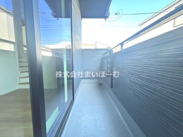 ��ʌ�����s���4���ڂ̐V�z��ˌ��Ẵo���R�j�[