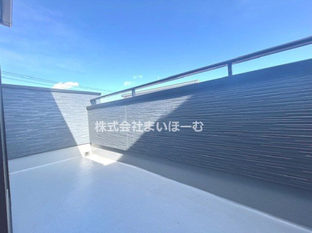 ��ʌ�����s���4���ڂ̐V�z��ˌ��Ẵo���R�j�[