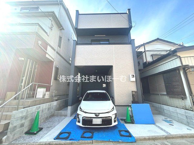 ��ʌ�����s���4���ڂ̐V�z��ˌ��Ă̌��n�O�ώʐ^