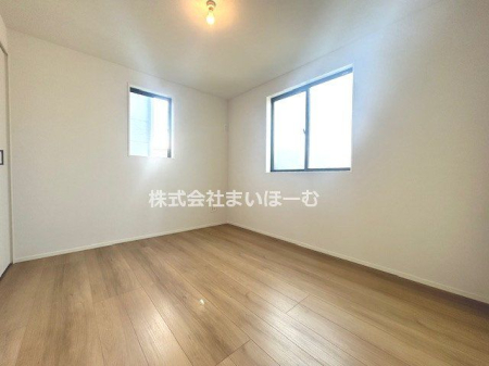 ��ʌ�����s���4���ڂ̐V�z��ˌ��Ă̂��̑�����