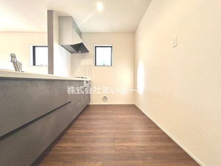 ��ʌ�����s�厚�����q�V�c �̐V�z��ˌ��ẴL�b�`��