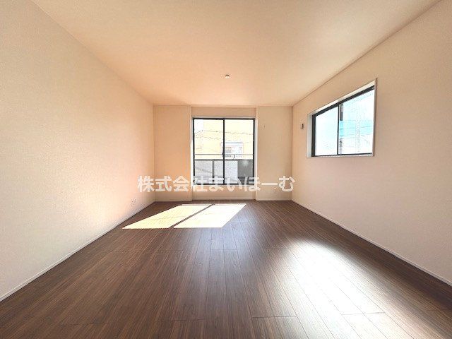 ��ʌ�����s�厚�����q�V�c �̐V�z��ˌ��Ẵ��r���O